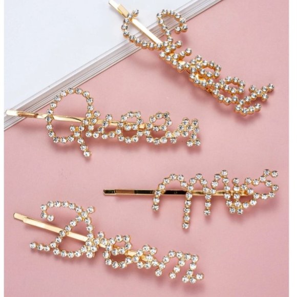 Accessories - 3 for $35 /4 pieces pin with rhinestone